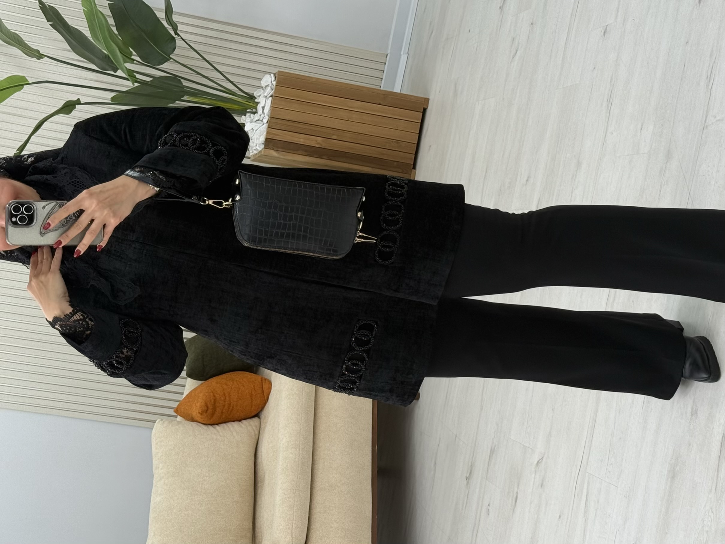 کت زمستانه دنا