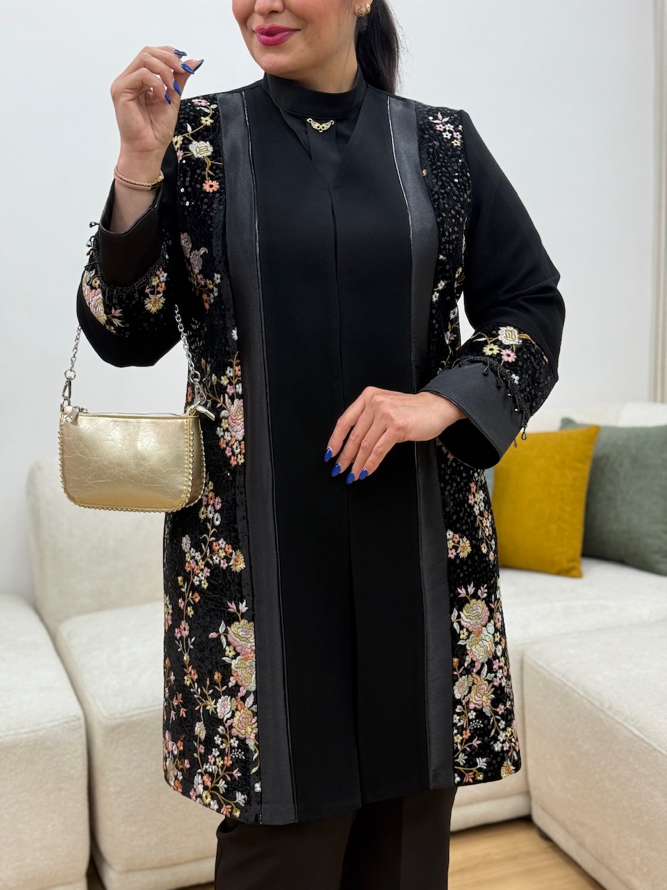 مانتو کتی مجلسی چیکا