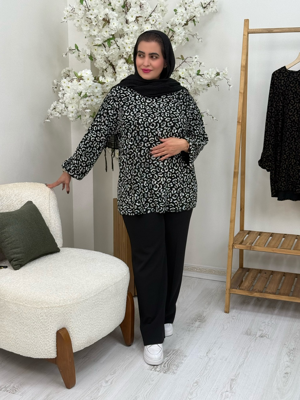 تونیک کاویان