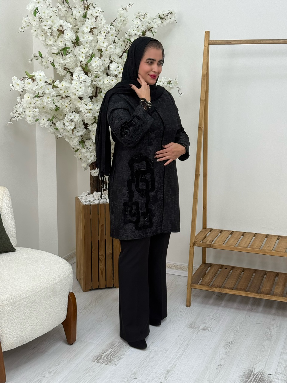 مانتو مجلسی لاریا