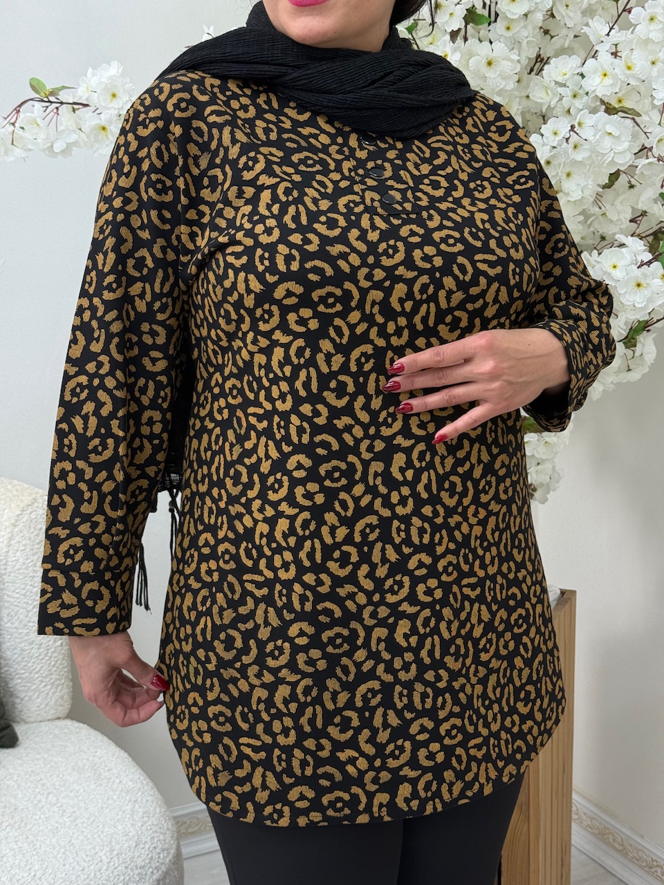 تونیک لاوینا