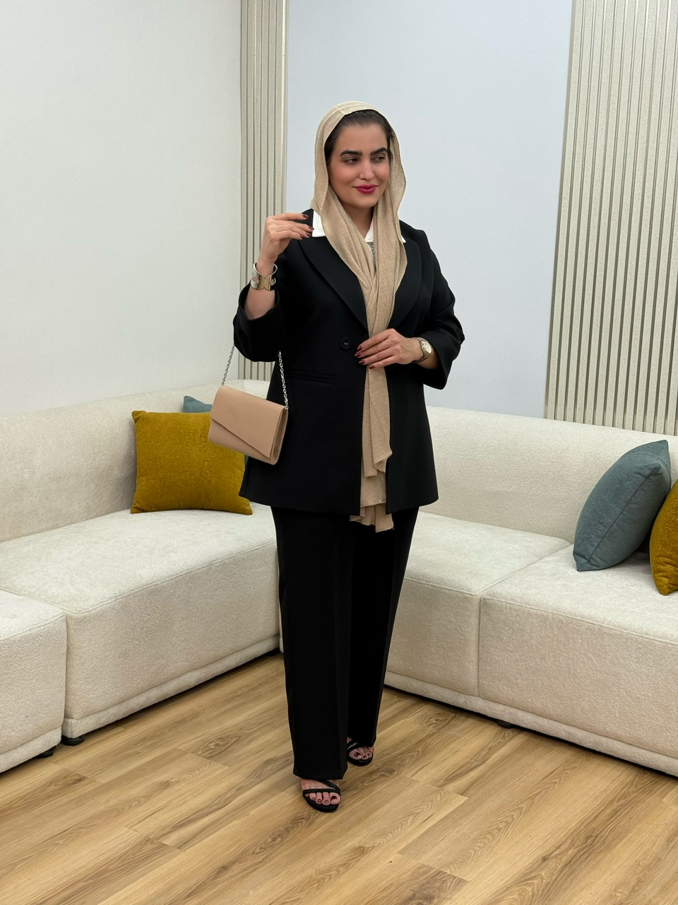 کت شلوار سیب