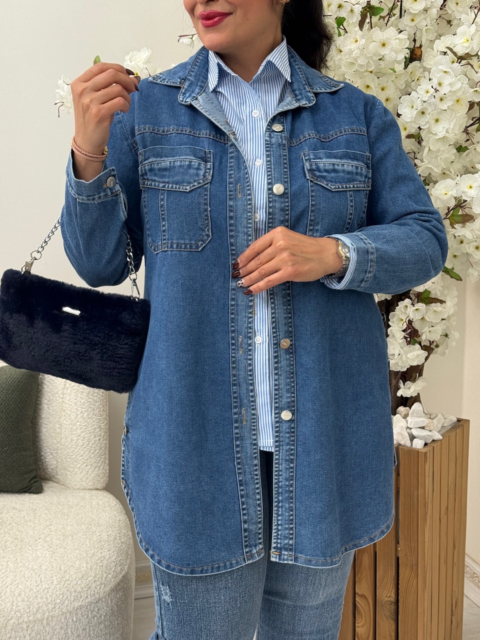 مانتو جین یاناز