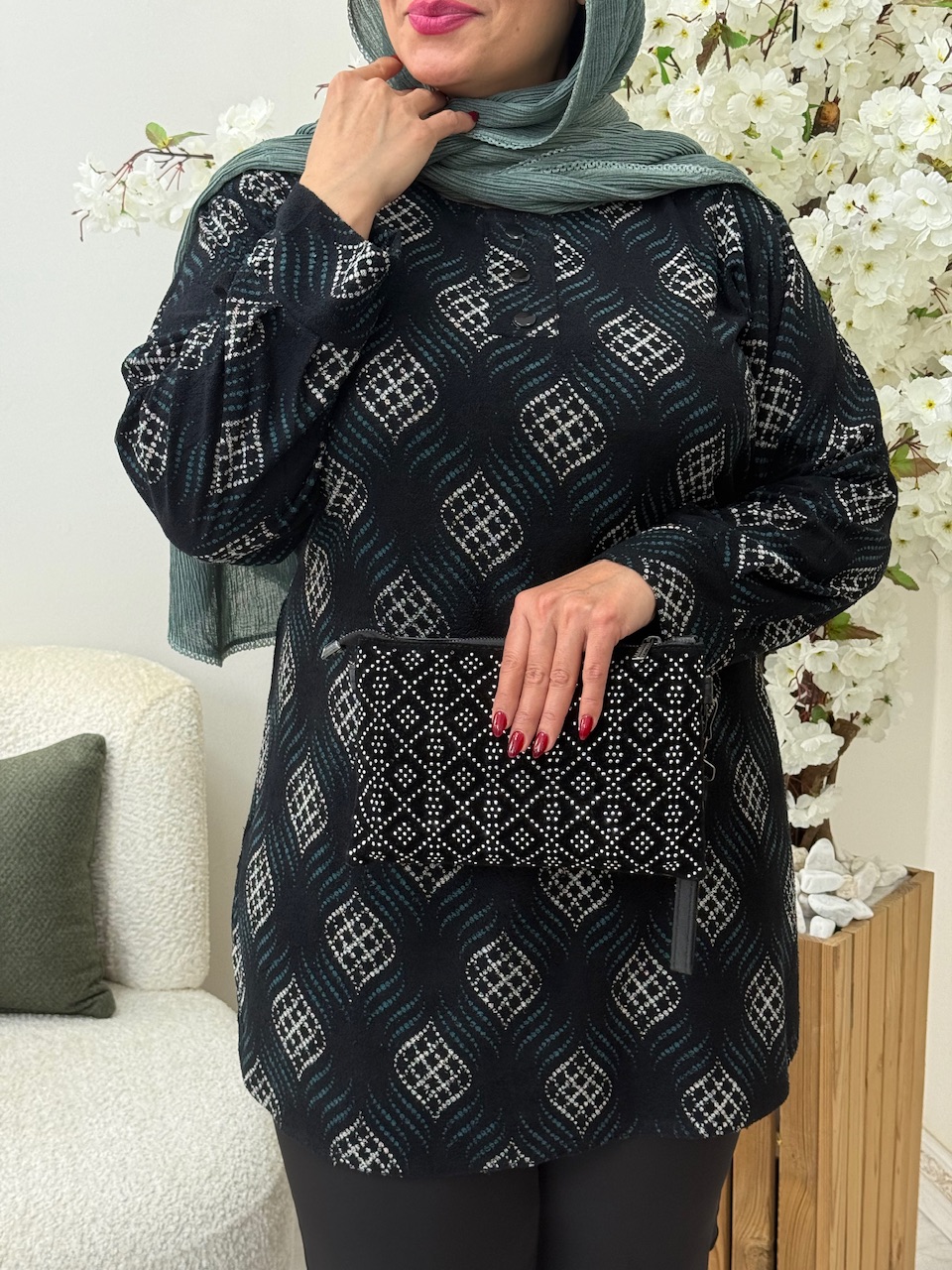 تونیک راستینا