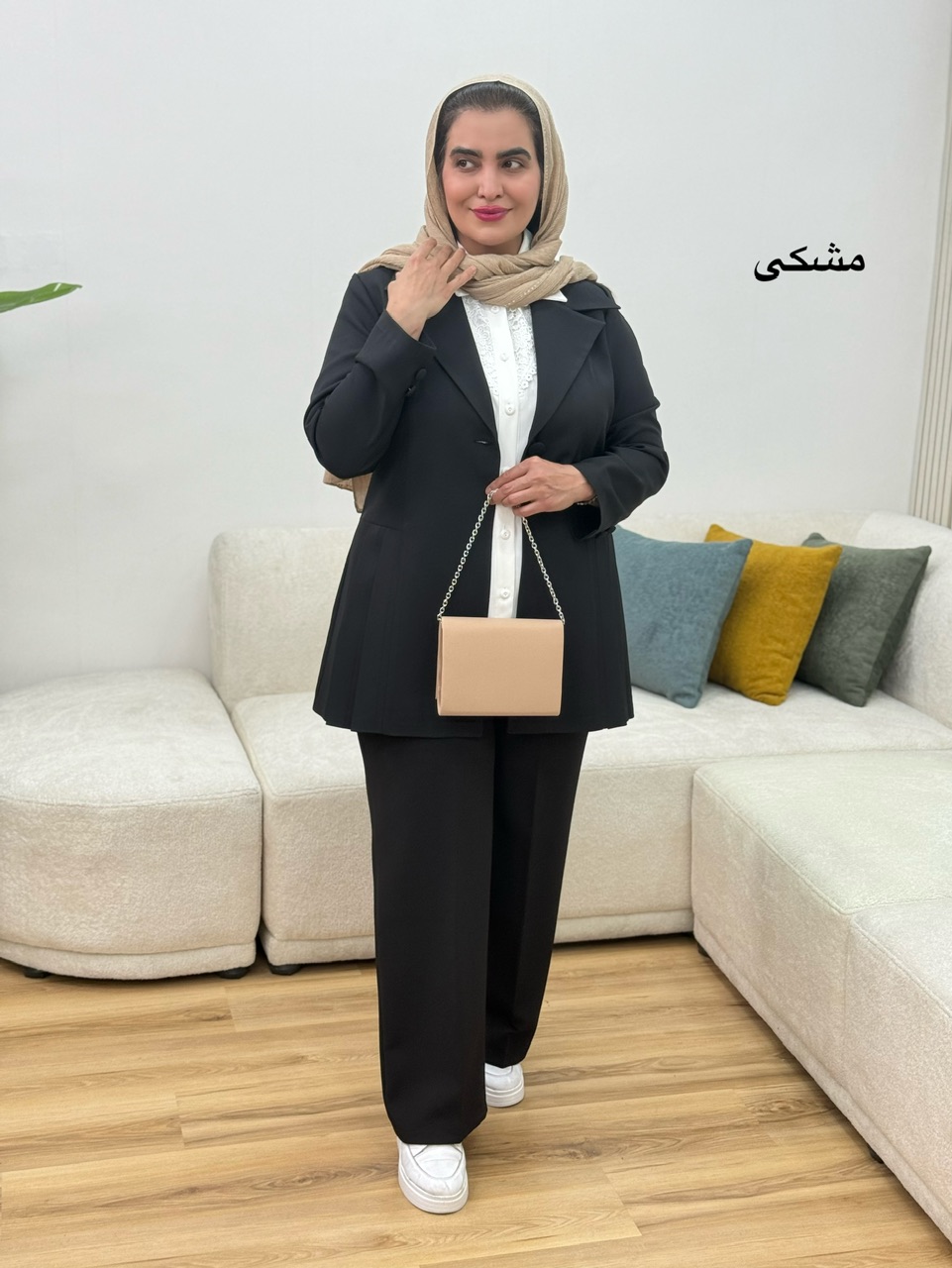کت نیشا