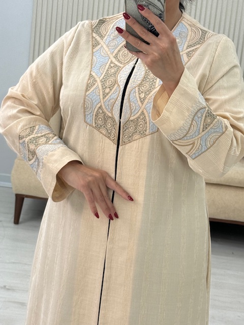 مانتو امین