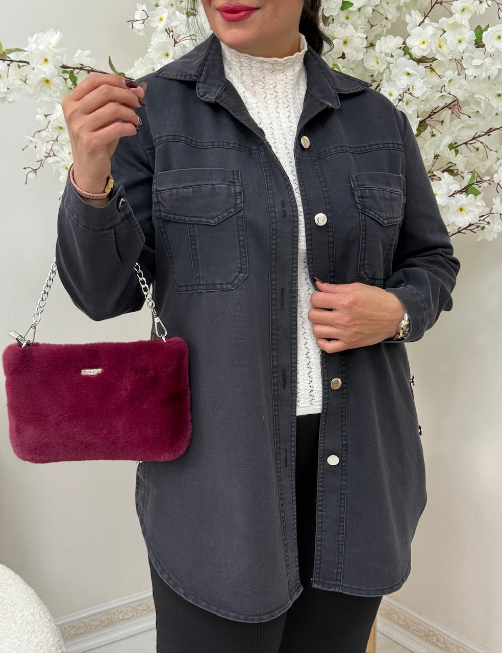 مانتو جین یاناز